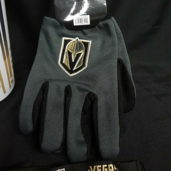 NHL Officially Licensed Vegas Golden Knights Gloves Unisex New - Picture 5 of 6